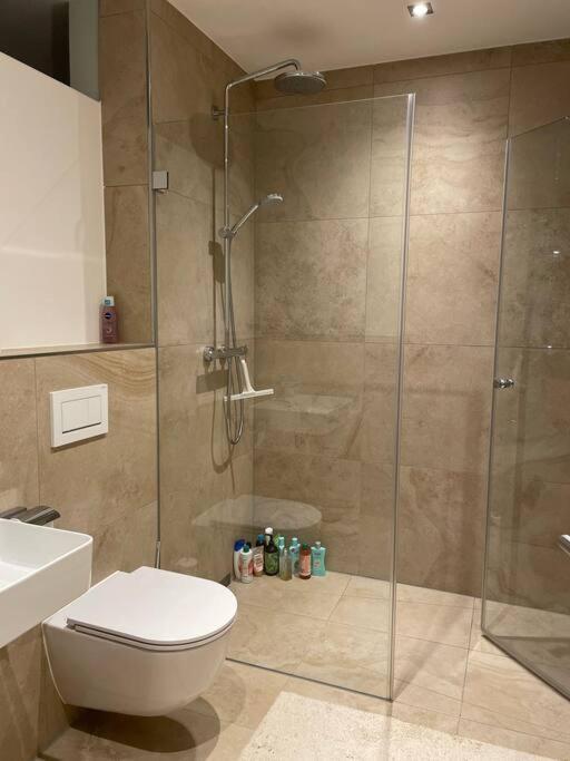 Wunderschoenes 4 Zimmer Apartment Mit Seeblick Bad Wiessee Buitenkant foto